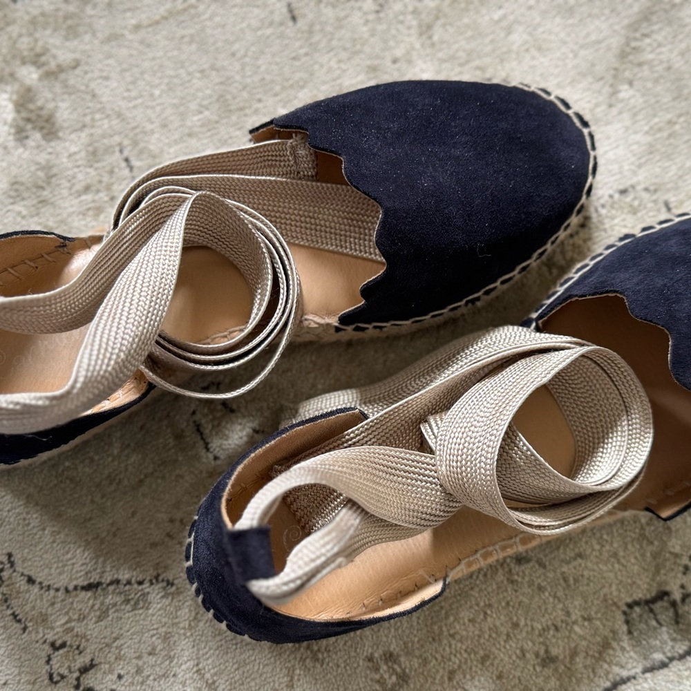 Carmen Siaz Navy suede espadrilles- size 39